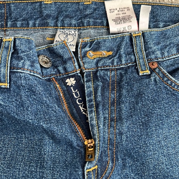 Lucky Brand ‘sweet n low’ jeans - Picture 3 of 5